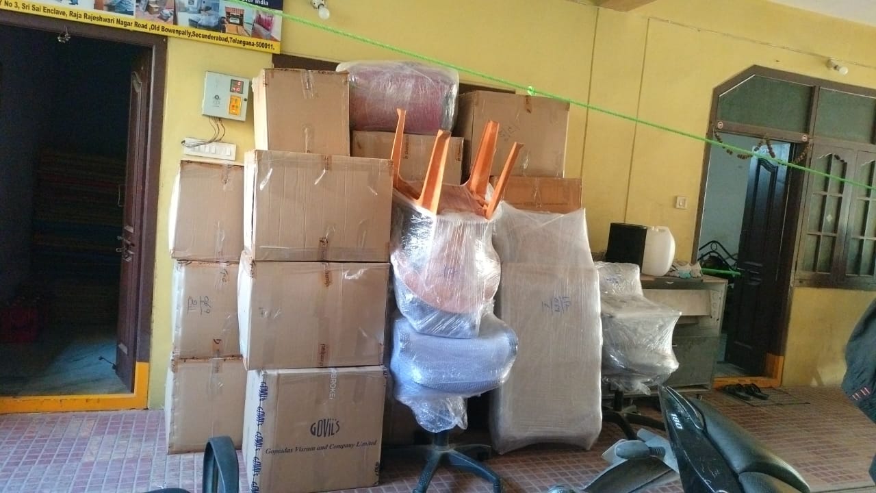 DTC International Packers Loading packed boxes